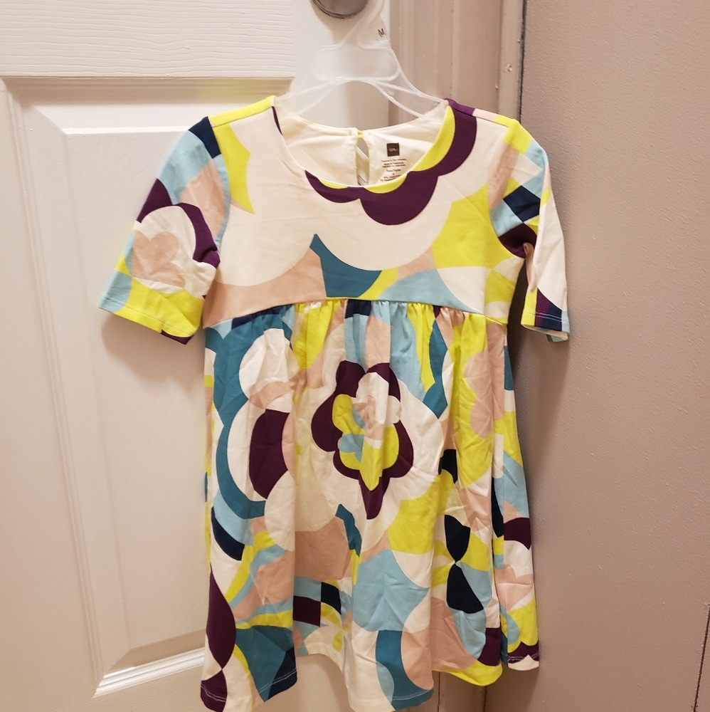 Girls dress